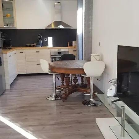 Logement Entier: Appartement. Modane Exterior photo