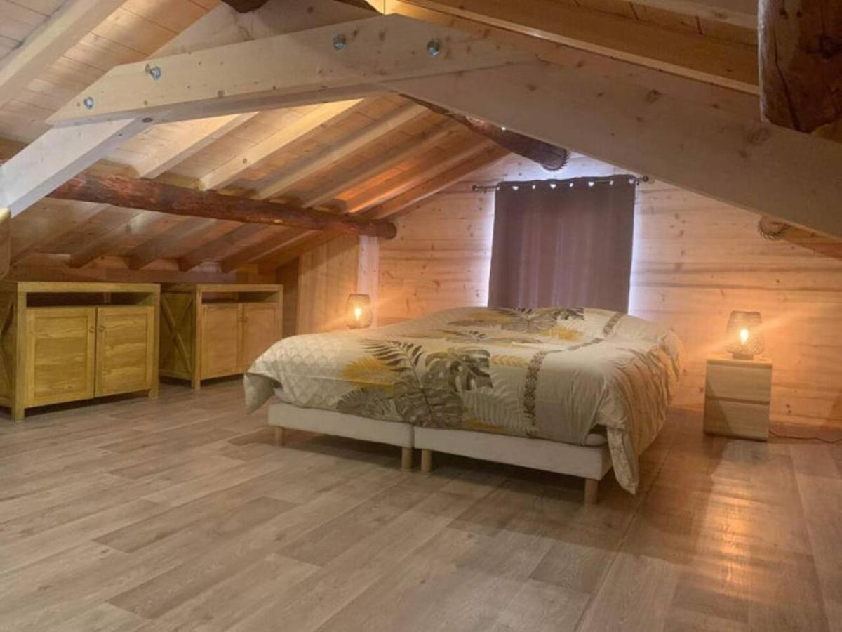 Entier: Appartement. *