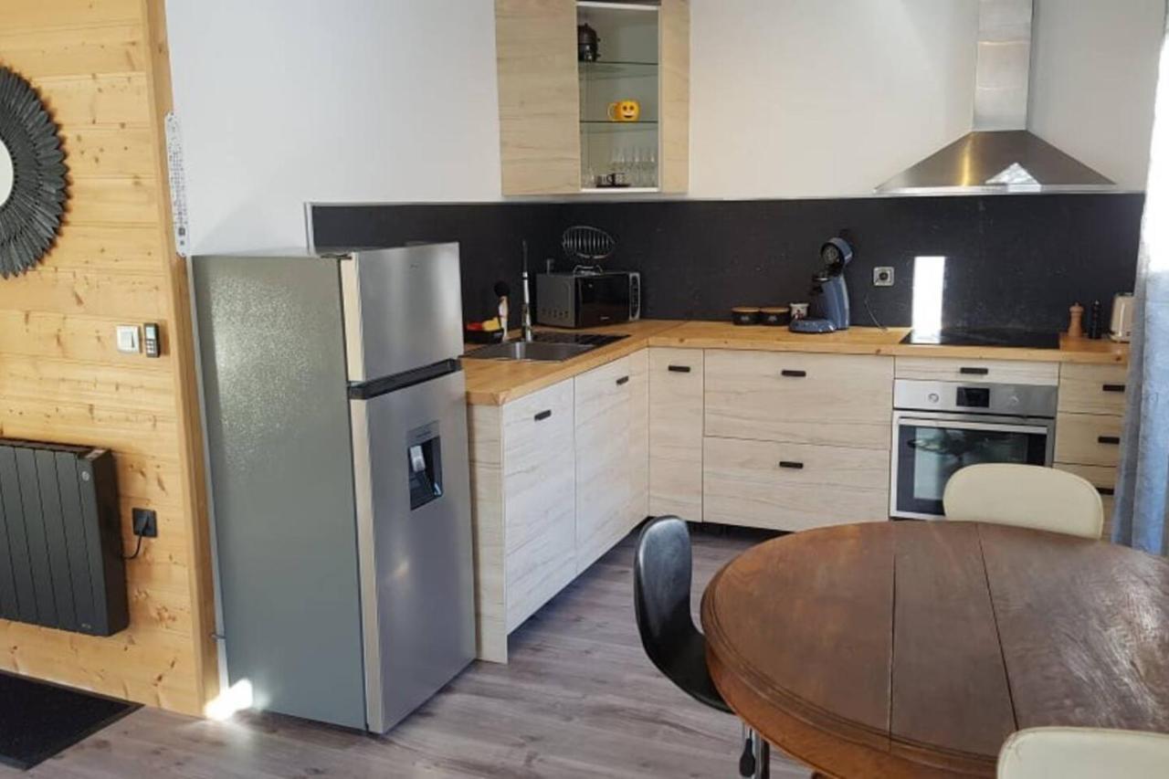 Entier: Appartement.
